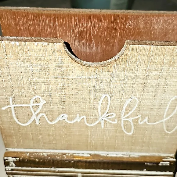 Rustic wood Napkin Holder THANKFUL - Picture 7 of 8